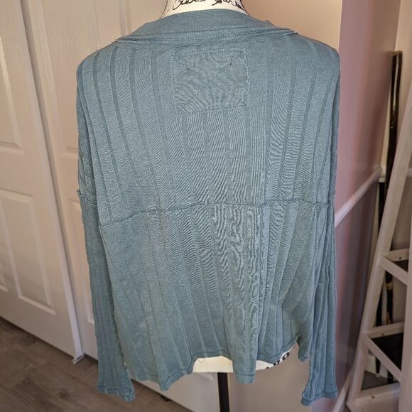 Free People in the mix top - Picture 3 of 4